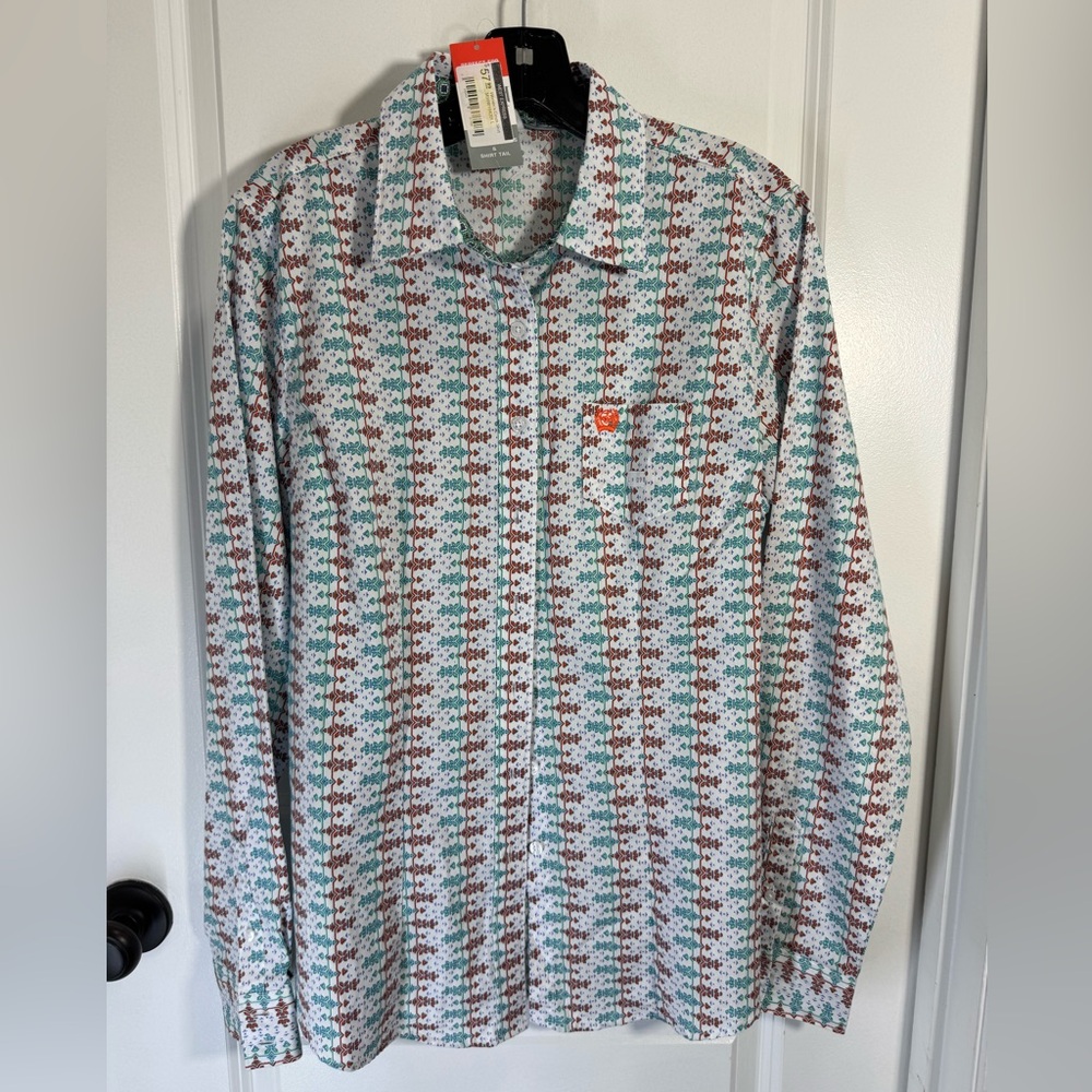 Women’s Cinch Button up shirt